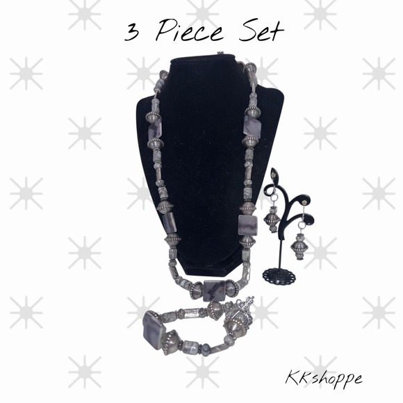 Source Unknown Jewelry - Silver-Tone Gray Stone Beaded Jewelry Set: Necklace, Bracelet & Earring